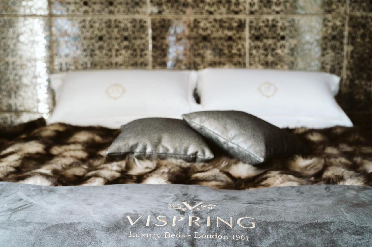 The Harbour - Luxury Living Bed and Breakfast Trani Buitenkant foto
