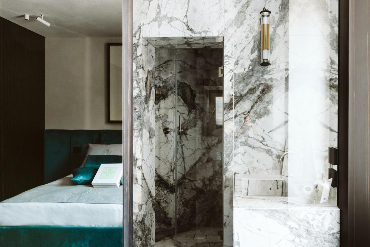 The Harbour - Luxury Living Bed and Breakfast Trani Buitenkant foto
