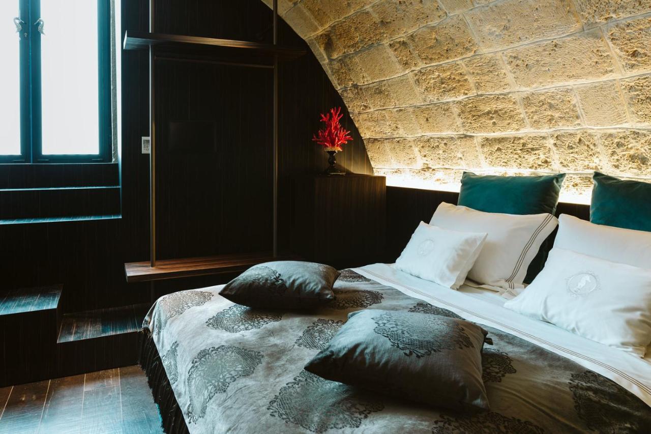 The Harbour - Luxury Living Bed and Breakfast Trani Buitenkant foto