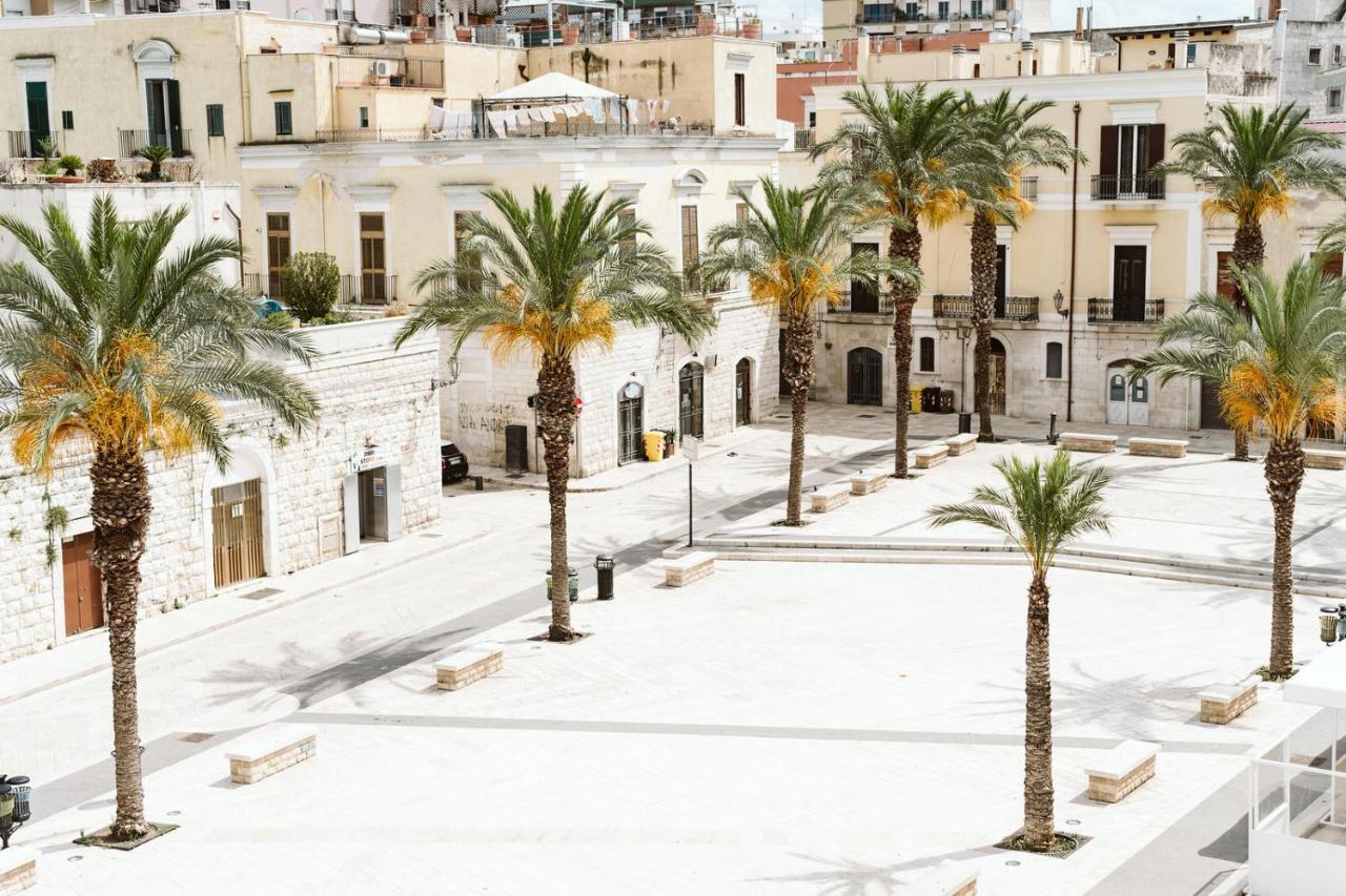 The Harbour - Luxury Living Bed and Breakfast Trani Buitenkant foto