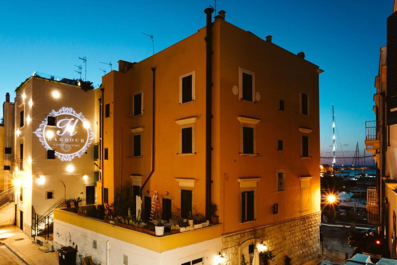 The Harbour - Luxury Living Bed and Breakfast Trani Buitenkant foto
