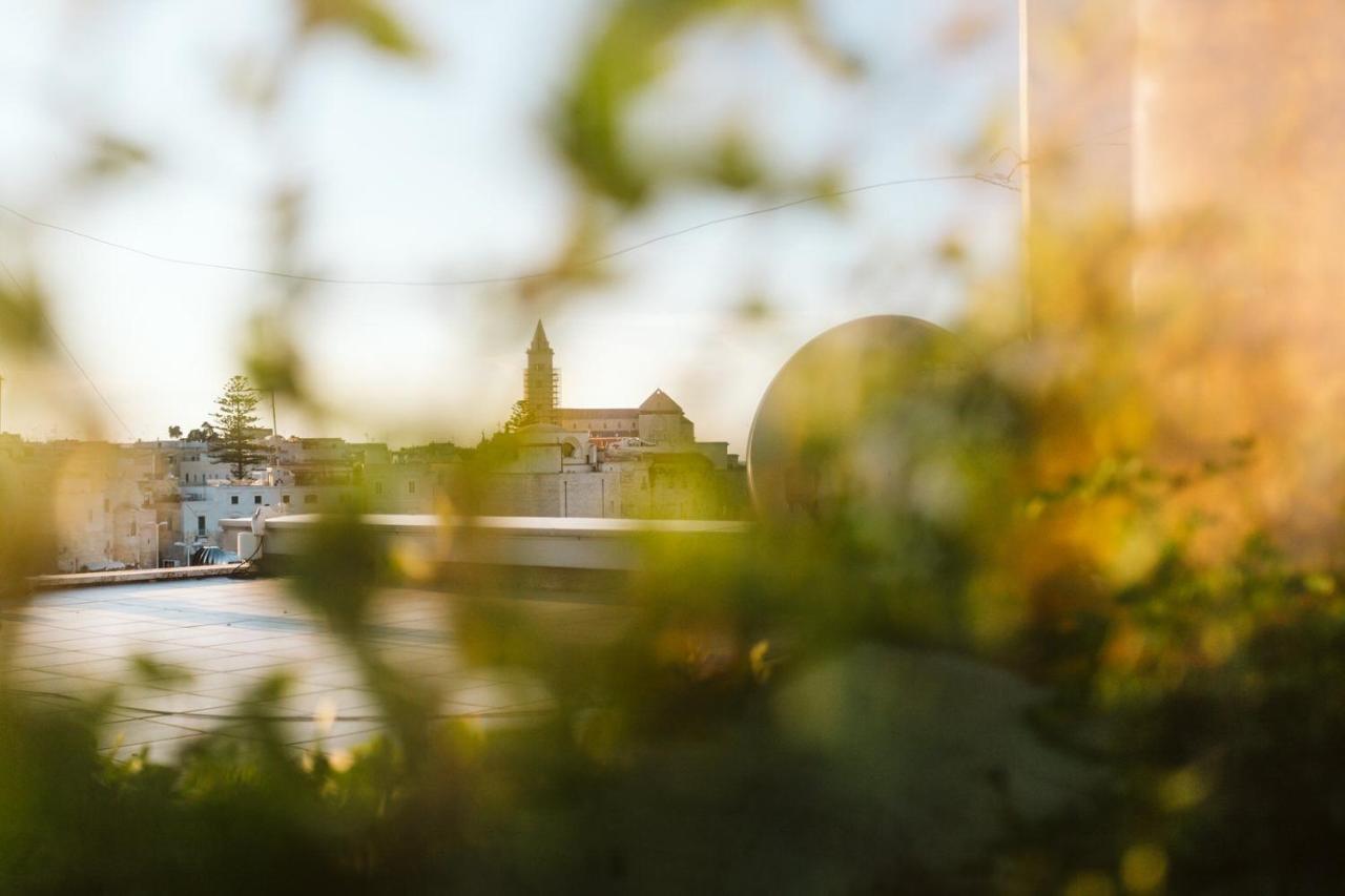 The Harbour - Luxury Living Bed and Breakfast Trani Buitenkant foto