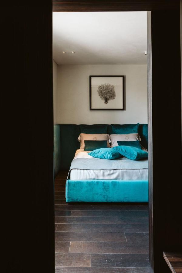 The Harbour - Luxury Living Bed and Breakfast Trani Buitenkant foto