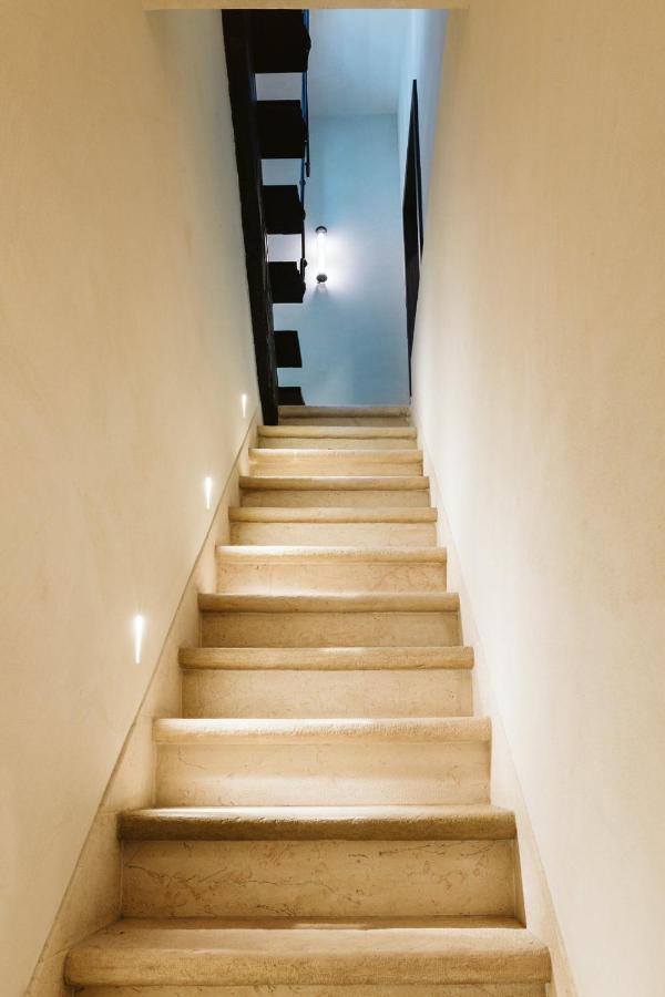 The Harbour - Luxury Living Bed and Breakfast Trani Buitenkant foto